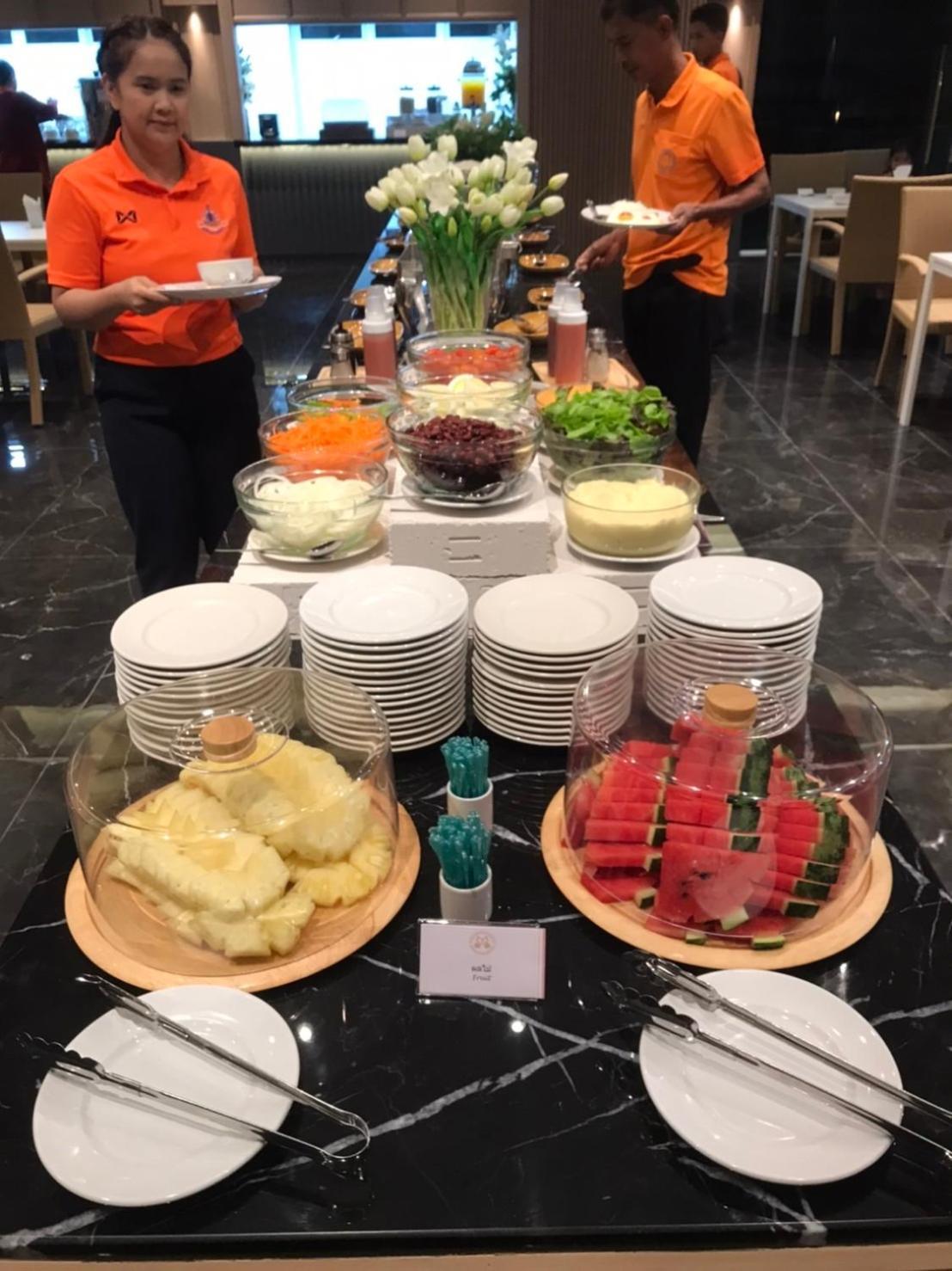 Mayflower Grande Suite Hotel Phitsanulok Buitenkant foto